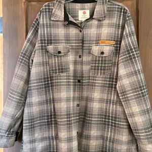 Simply Southern women’s jacket. Size XL. Has pockets.